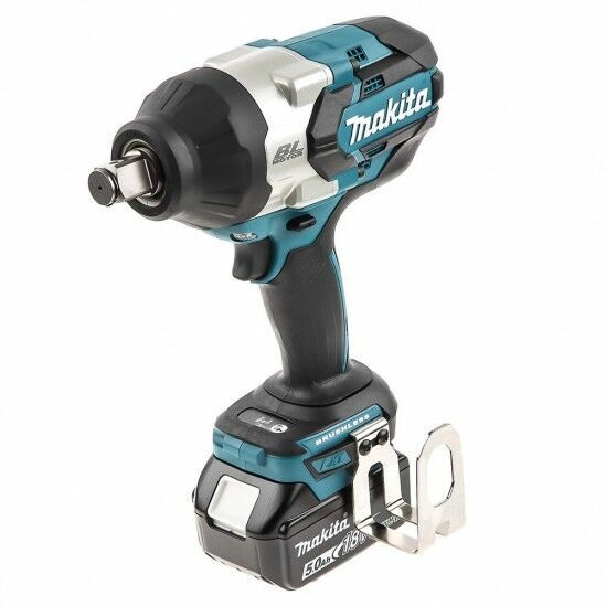 Аккумуляторный ударный гайковёрт Makita DTW1001RTJ